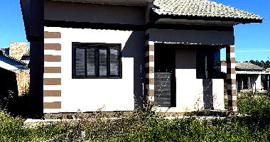 Casa com 2 Quartos, 1 Vaga e 46 m²