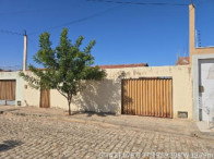 Casa com 2 quartos e 206m² de terreno em Mossoró/RN