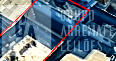 Casa em terreno de 171m² com 3 quartos e 1 banheiro