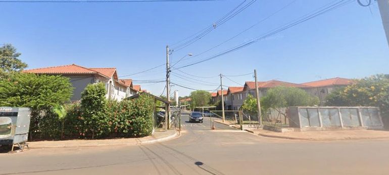 Apartamento com 2 dormitórios, 1 vaga, 48m²