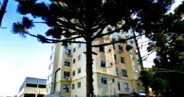 Apartamento Ocupado em Petrópolis com Vaga de Garagem