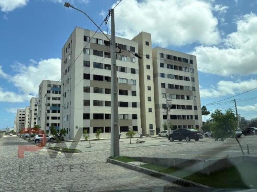 Apartamento em Condomínio com 2 Quartos e 1 Vaga em Maceió