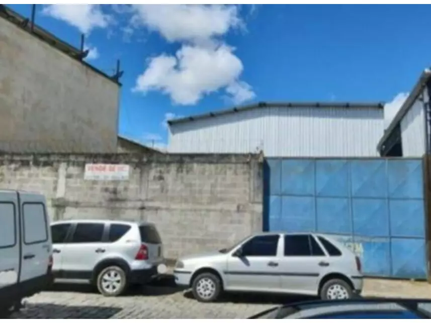 Galpão em Leilão com 598m² de Terreno em Nova Friburgo/RJ