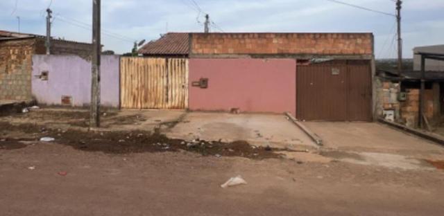 Casa residencial com 3 quartos, 2 banheiros, 1 vaga, 120m², ocupada