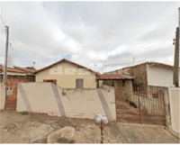 Casa com 2 vagas, 86m² construída, terreno 275m², desocupada