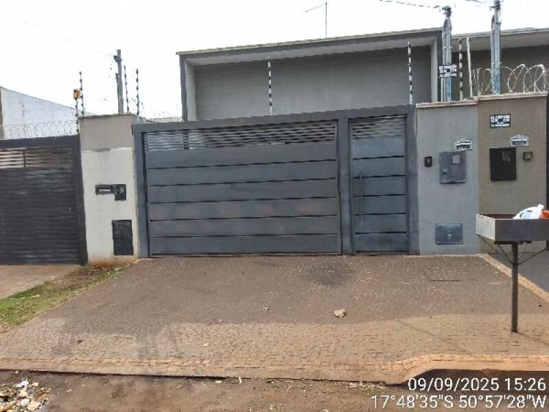 Casa com 3 quartos em Rio Verde/GO