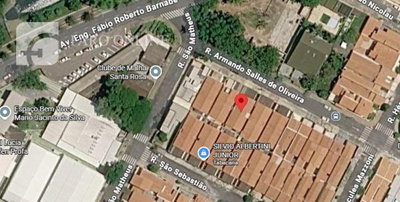Casa com 2 quartos, 1 banheiro e 82,865 m² construídos