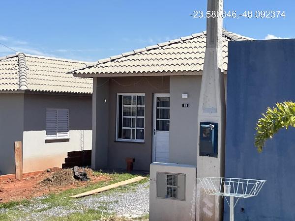 Casa com 2 quartos, 43,85m², 1 vaga, IPTU R$4.084,17
