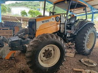 Trator de Pneus Valtra BM100 Ano 2008