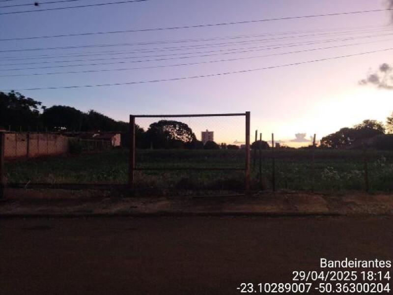 Terreno com 6162m² em Bandeirantes/PR