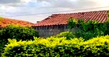 Casa Ocupada com 360m² de Terreno em Bariri/SP