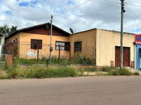 Casa espaçosa com 3 quartos, 1 banheiro e 102.8 m² construída, ocupada