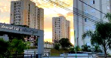 Apartamento com 2 quartos, 1 banheiro e 1 vaga