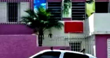 Casa com 2 quartos e 1 vaga em leilão