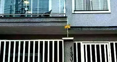 Casa confortável com 114m² construída, 1 vaga e ocupada