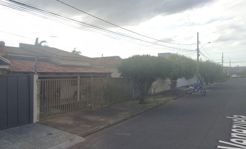 Casa Residencial com 3 Quartos e Suíte em Patos de Minas