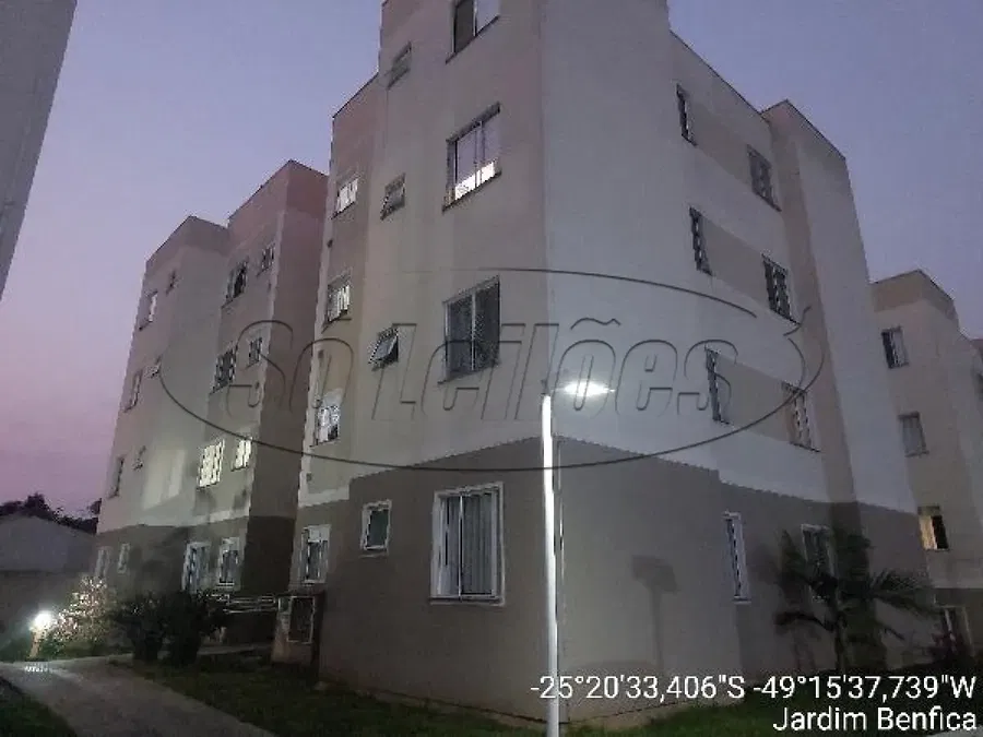 Apartamento com 2 Quartos e 1 Vaga em Almirante Tamandaré