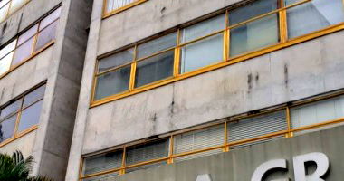 06 Salas Comerciais com 4 Unidades no Centro Médico, 510m²