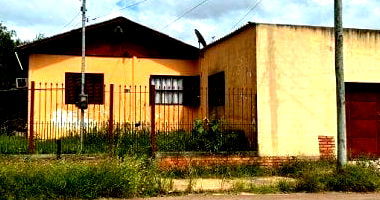 Casa aconchegante com 3 quartos, 1 banheiro e 102.8 m², ocupada