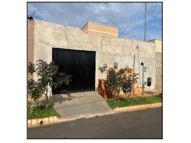 Casa com 46,49m² e terreno de 200m² em Uberaba/MG