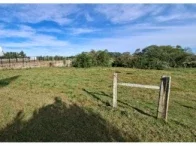 Terreno urbano de 3.039,46 m² com lote definido