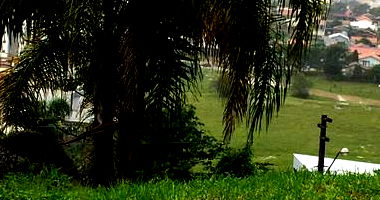 Terreno em Loteamento Sol Nascente com 614,03 m²