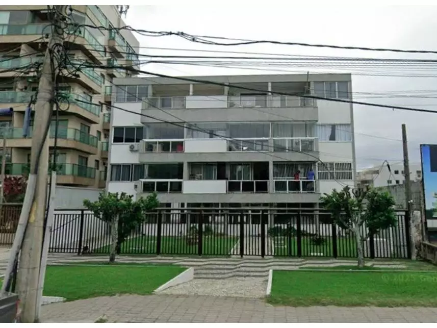 Apartamento em leilão com 2 vagas