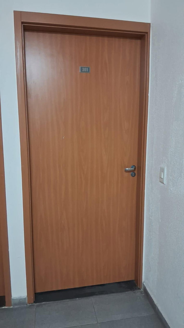 Apartamento 301 com vaga privativa no Cond. Porto Sinai