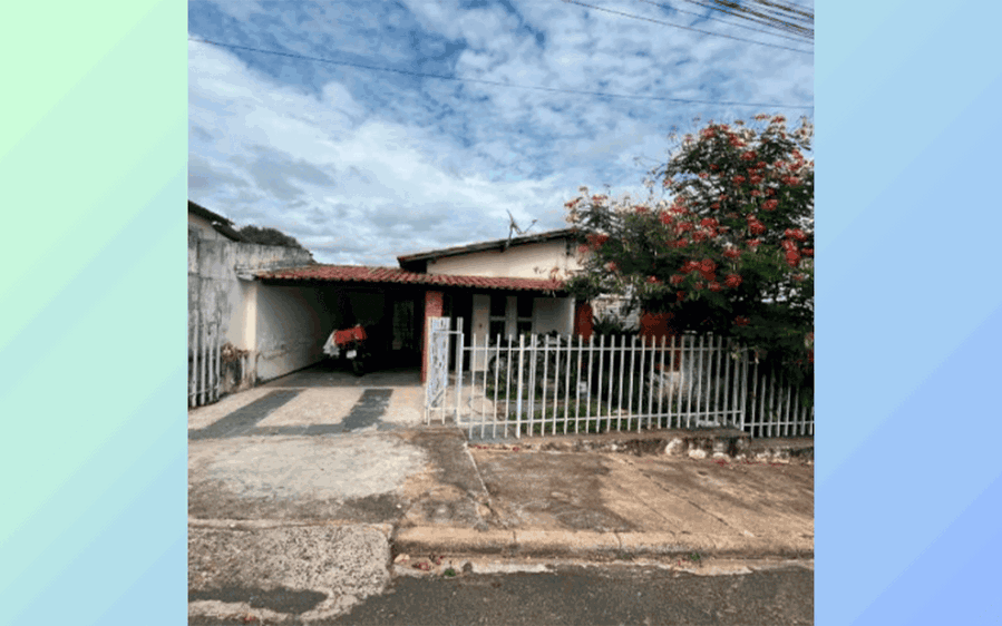 Casa com 135m² construída, terreno 300m², ocupada