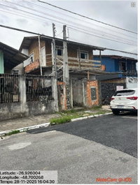 Casa com 40m², 1 vaga, terreno de 200m² em Itajaí