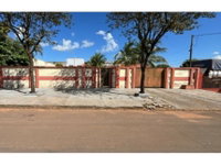 Casa com 800m² de terreno e 157m² construída em Sapezal/MT