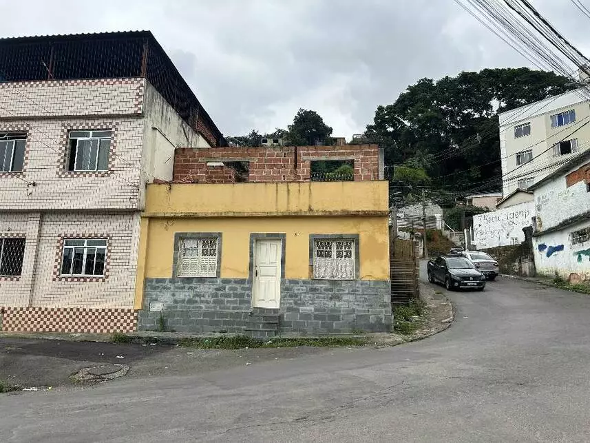 Casa em Leilão com 68m² Construída em Juiz de Fora/MG