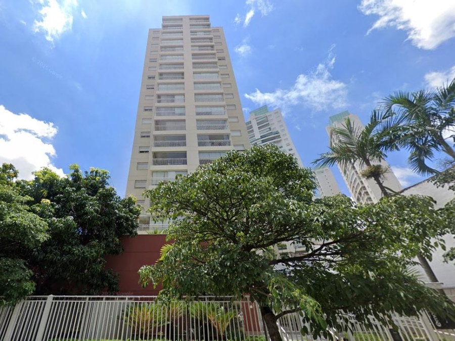 Apartamento com 83m², 2 vagas e depósito em Belenzinho