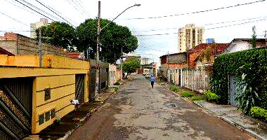 Terreno com Edificação em Goiânia - Oportunidade Imperdível