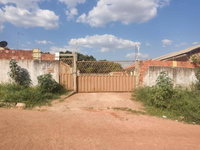 Casa com 2 quartos, 1 vaga, 150m² construídos, ocupada