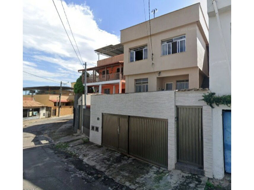 Casa com 203,80m² construídos em Juiz de Fora