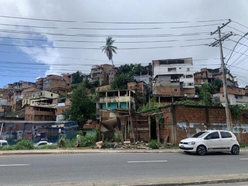 Casa com 2 Quartos e 70m² em Pau da Lima