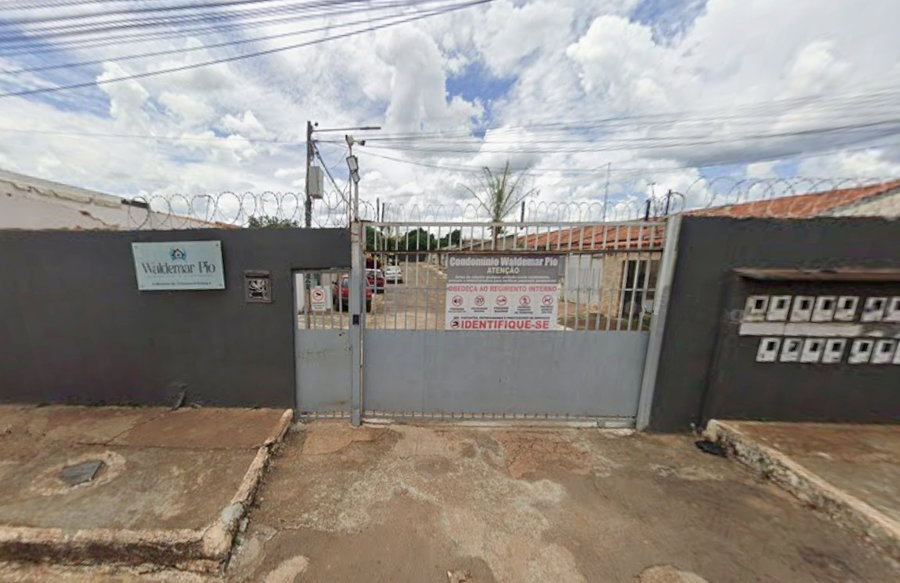 Casa com 2 quartos, 1 banheiro, 71,25m², ocupada
