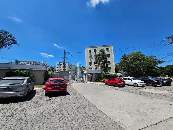 Apartamento com 2 Quartos e 1 Vaga em Campo Grande