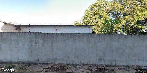 Lote Urbano de 220m² em Várzea Grande-MT com Edificação
