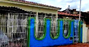 Casa no Conjunto Assis Chateaubriand com 2 Quartos