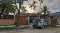 Casa em Maricá com 62m² construída e terreno de 240m²
