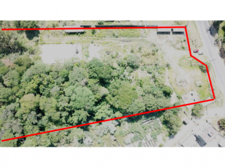 Terreno com 3 Edificações Inacabadas em Louveira/SP