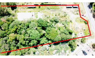 Terreno com 3 Edificações Inacabadas em Louveira/SP