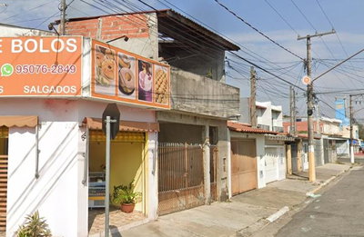 Casa 2 dormitórios com 63,38 m² construída