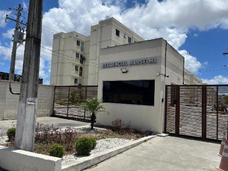 Apartamento com 2 quartos, 1 banheiro e 1 vaga de garagem