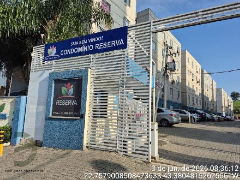 Apartamento com 2 Quartos e Vaga de Garagem em Belford Roxo