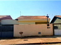 Casa aconchegante com 2 quartos e 2 banheiros em Padre Bernardo