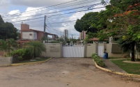 Casa em condomínio com 3 quartos, 2 banheiros e 121 m² de área construída
