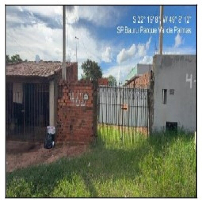 Casa com 26,4m² de área privativa em Bauru